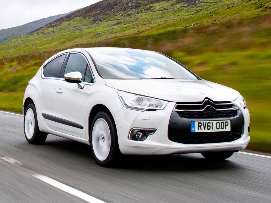  Citroen DS4 2010 года  (UK) (фото 17 из 18)